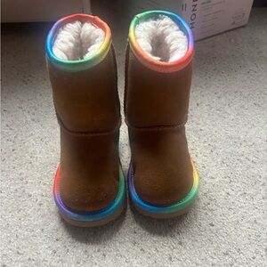 Uggs toddler 6. gently used